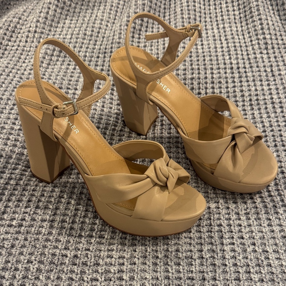 Marc Fisher Tan Knot Platform Sandals with Ankle Strap